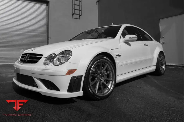 MERCEDES-BENZ CLK W209 FULL BODY KIT