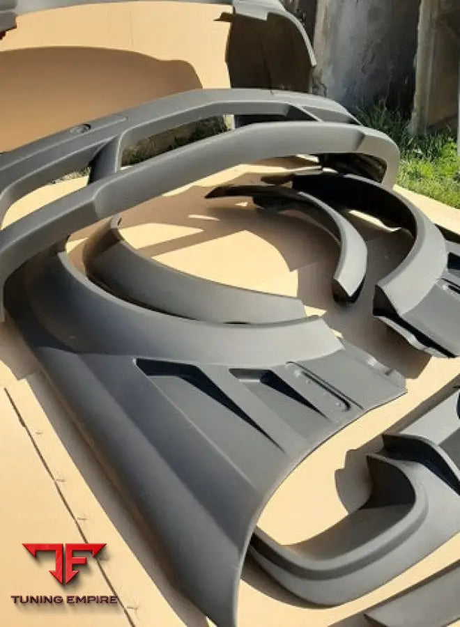 MERCEDES-BENZ CLK W209 FULL BODY KIT