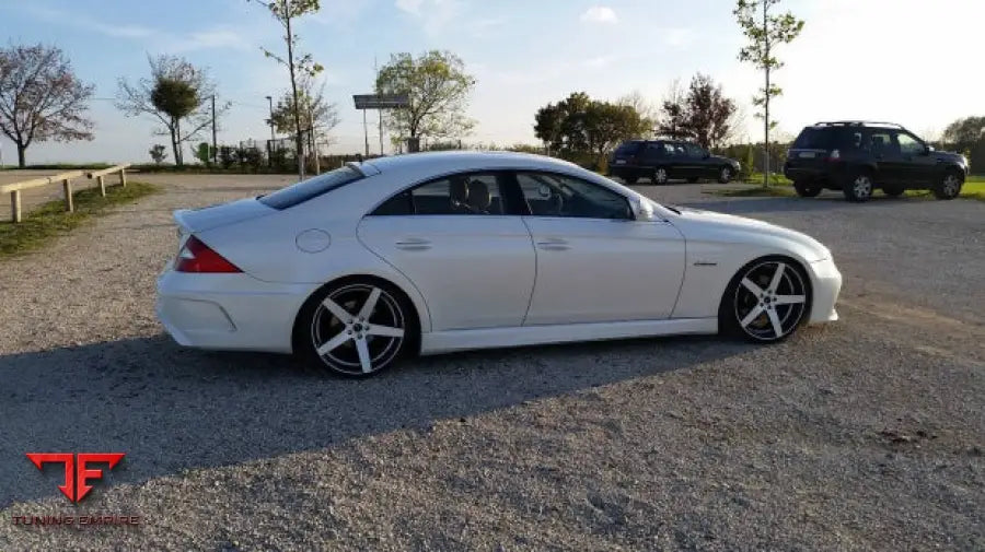 MERCEDES-BENZ CLS W219 AMG BODY KIT