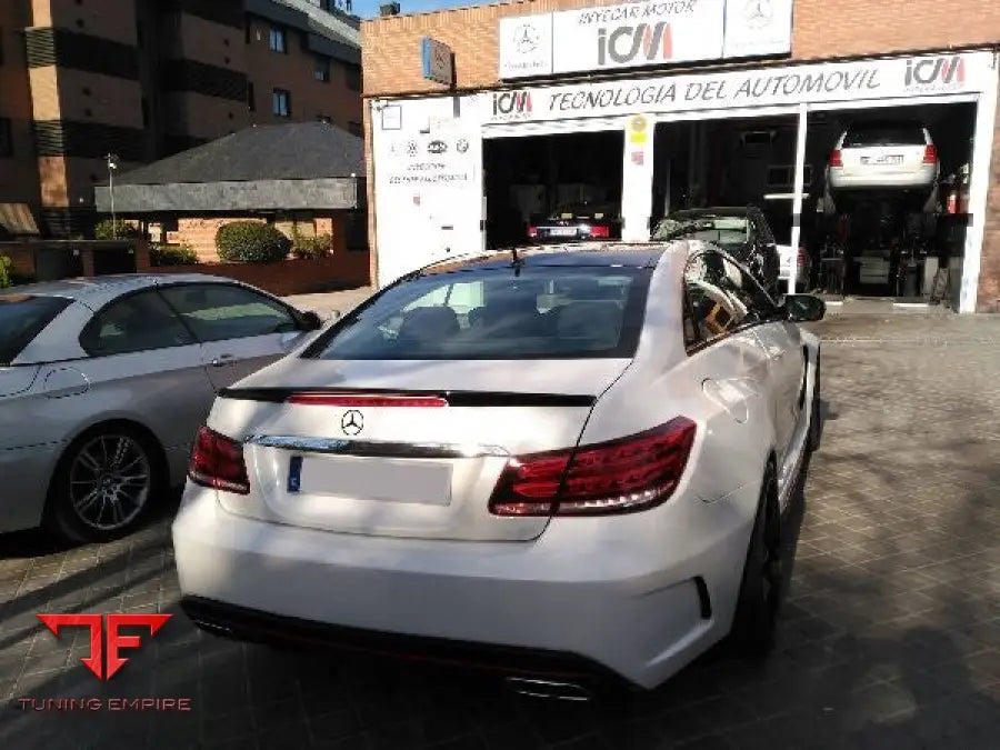MERCEDES-BENZ E CLASS W207 COUPE BODY KIT