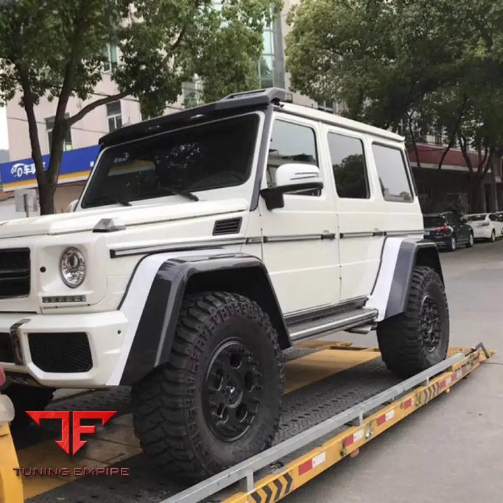 MERCEDES BENZ G-CLASS (W463) DRY CARBON FIBER BODY KIT PARTS