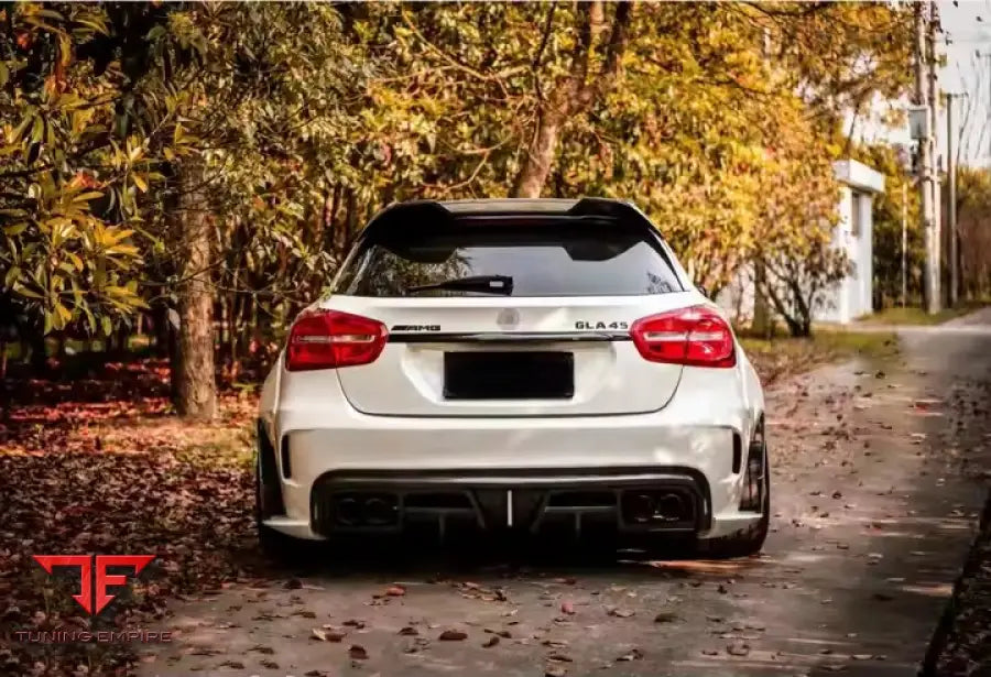 MERCEDES BENZ CLASS GLA 45 CARBON FIBER WIDEBODY KIT