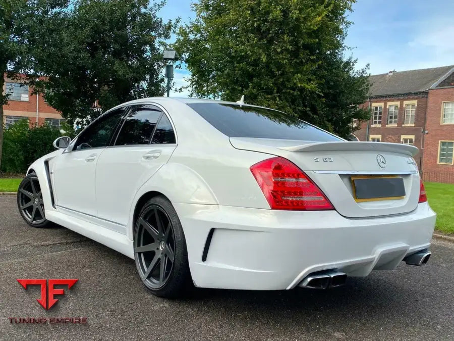 MERCEDES-BENZ S CLASS W221 BODY KIT