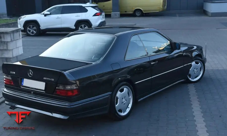 MERCEDES-BENZ W124 COUPE/CABRIO BODY KIT AMG LOOK