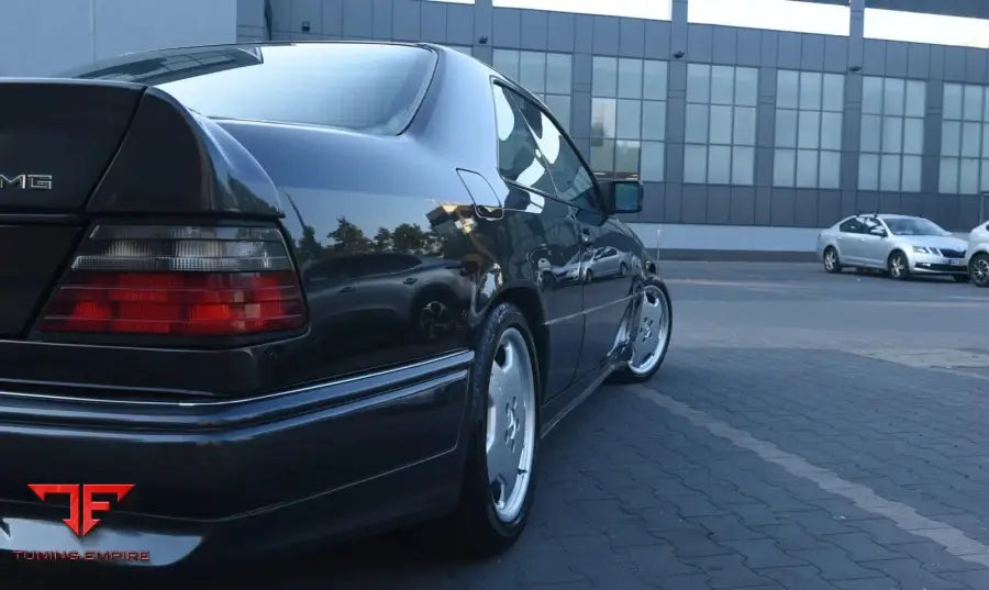 MERCEDES-BENZ W124 COUPE/CABRIO BODY KIT AMG LOOK