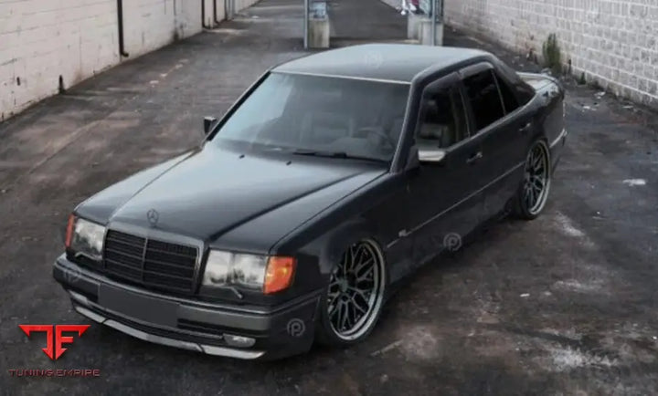 MERCEDES BENZ W124 LIMOUSINE BODY KIT