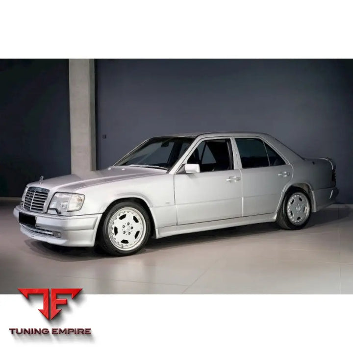 MERCEDES-BENZ W124 SEDAN AMG LOOK BODY KIT