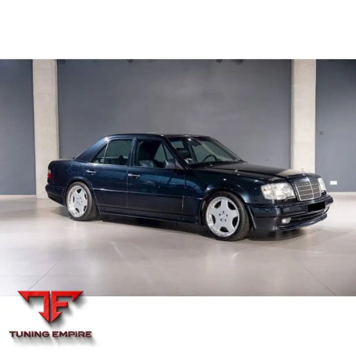 MERCEDES-BENZ W124 SEDAN AMG LOOK BODY KIT