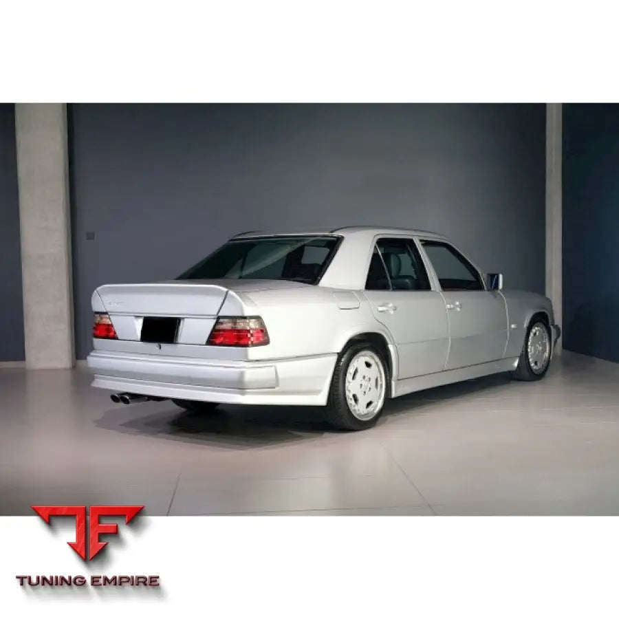 MERCEDES-BENZ W124 SEDAN AMG LOOK BODY KIT