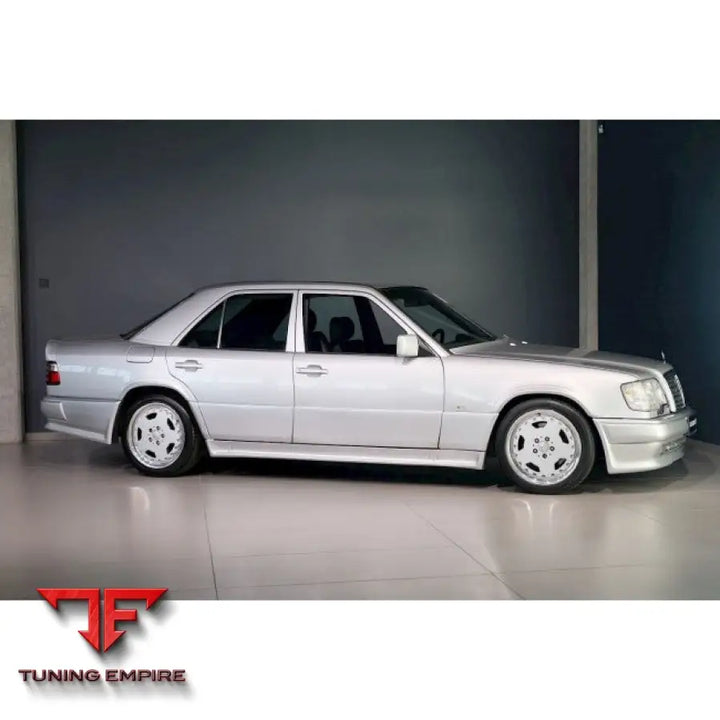 MERCEDES-BENZ W124 SEDAN AMG LOOK BODY KIT