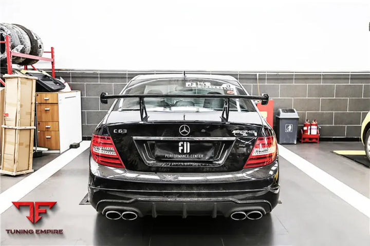 MERCEDES-BENZ W204 C CLASS C63 AMG SEDAN BKSS STYLE CARBON FIBER TRUNK SPOILER BSD