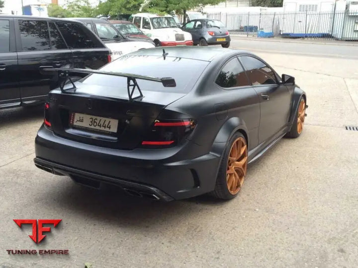 MERCEDES BENZ C CLASS W204 C63 AMG BODY KIT