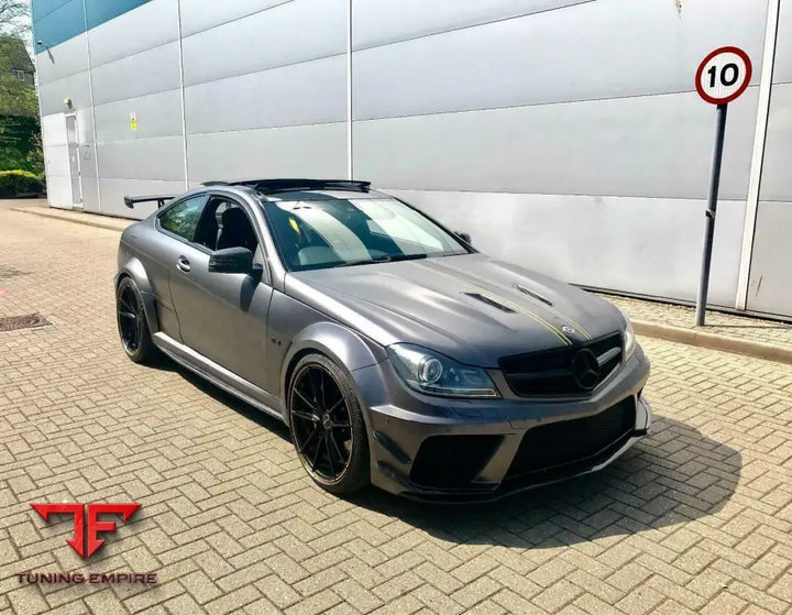 MERCEDES BENZ C CLASS W204 C63 AMG BODY KIT