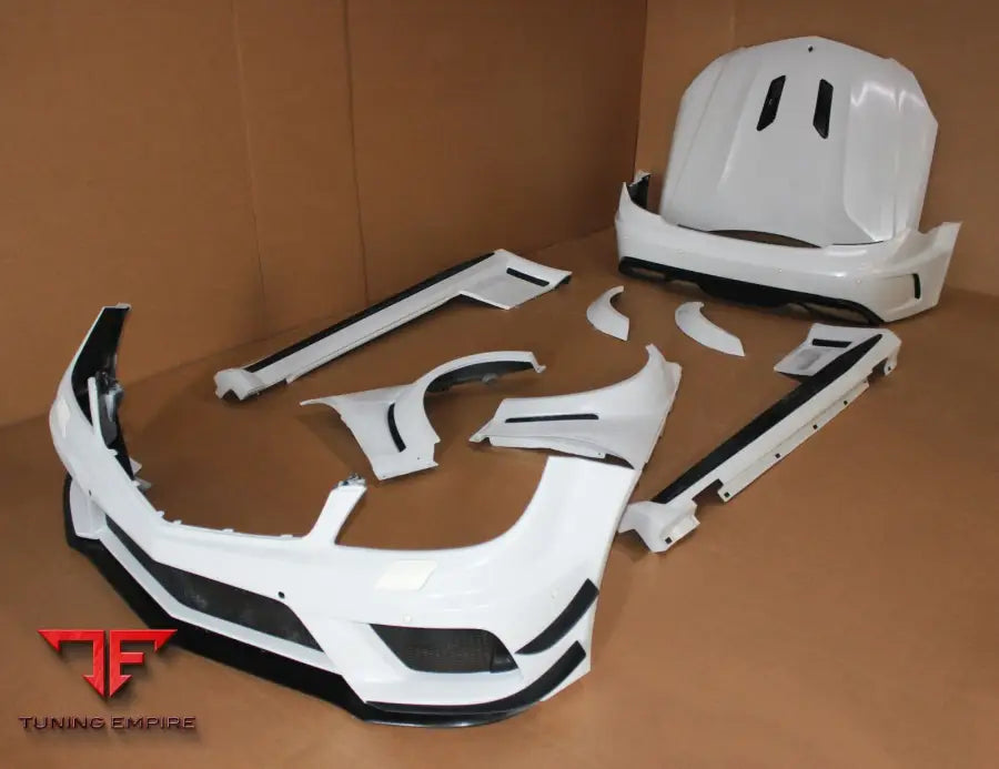 MERCEDES BENZ C CLASS W204 C63 AMG BODY KIT