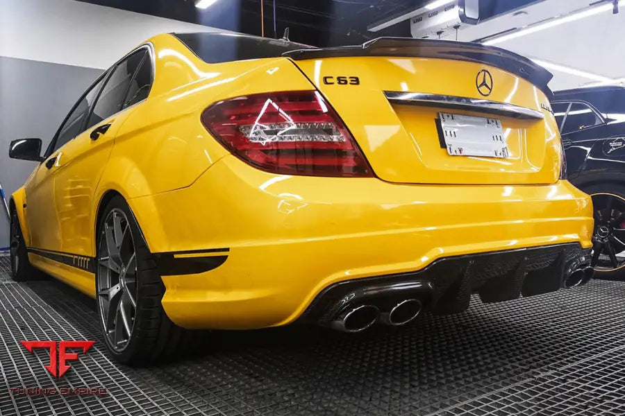 MERCEDES BENZ W204 C63 AMG RZ STYLE CARBON FIBER REAR LIP BSD