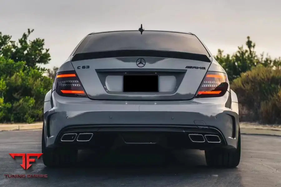 MERCEDES BENZ W204 C63 AMG SEDAN BKSS STYLE WIDE FULL BODY KIT BSD