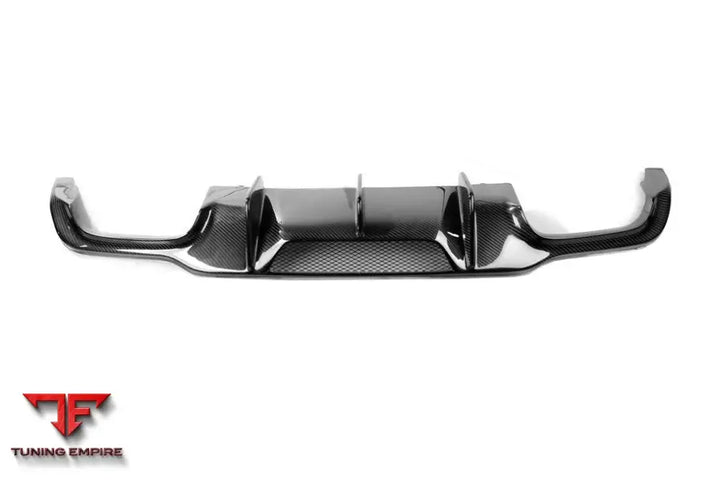 MERCEDES-BENZ W204 C63 AMG SEDAN VS STYLE CARBON FIBER REAR LIP BSD