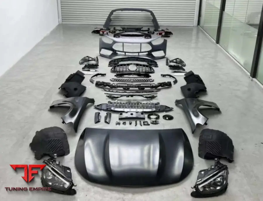 MERCEDES-BENZ W213 2016-20Y UPGRADE TO 2021+ E63 AMG BODY KIT