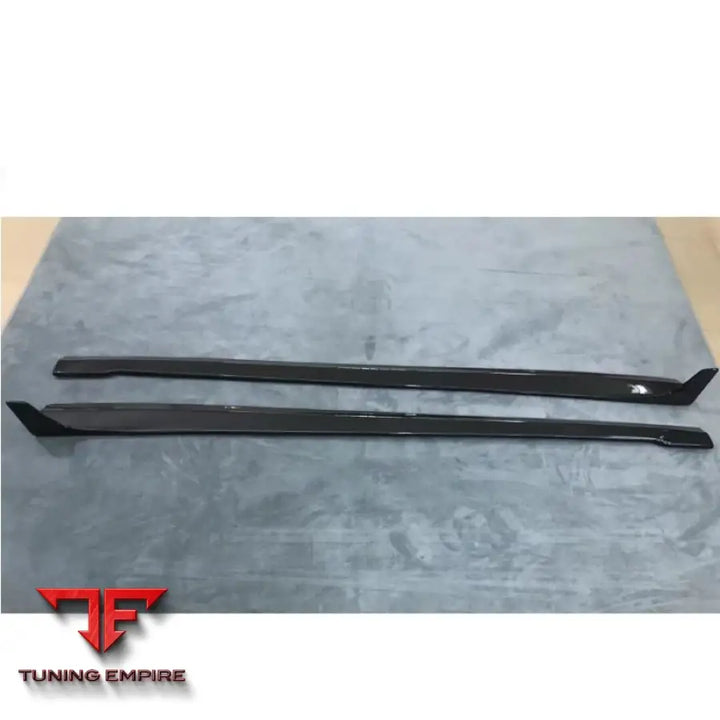 MERCEDES BENZ W218 CARBON FIBER SIDE SPOILERS