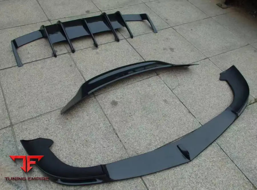 MERCEDES-BENZ W218 CLS63 CARBON PARTS KIT