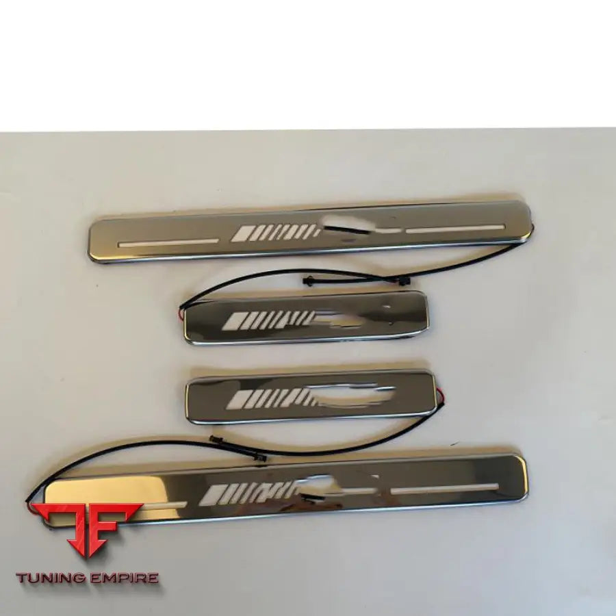 MERCEDES BENZ W464 W463A G500 G550 G63 G400D RUNNING BOARD LIGHT