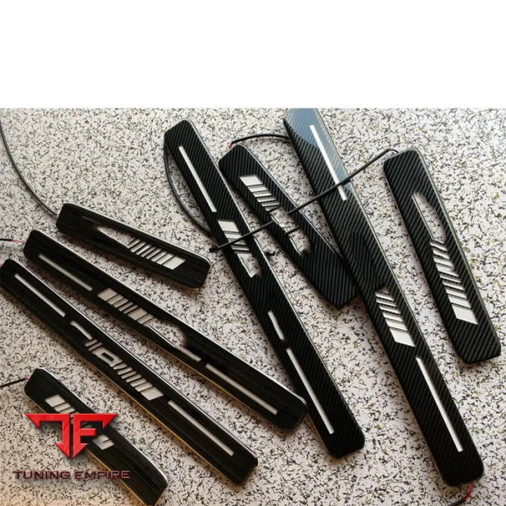 MERCEDES BENZ W464 W463A G500 G550 G63 G400D RUNNING BOARD LIGHT