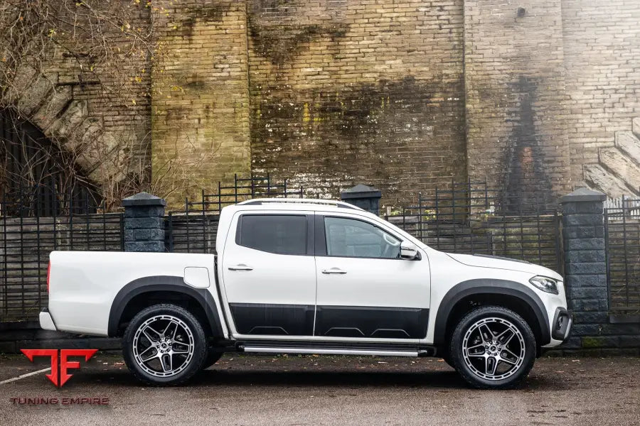 MERCEDES BENZ X-CLASS BODY KIT 2019Y