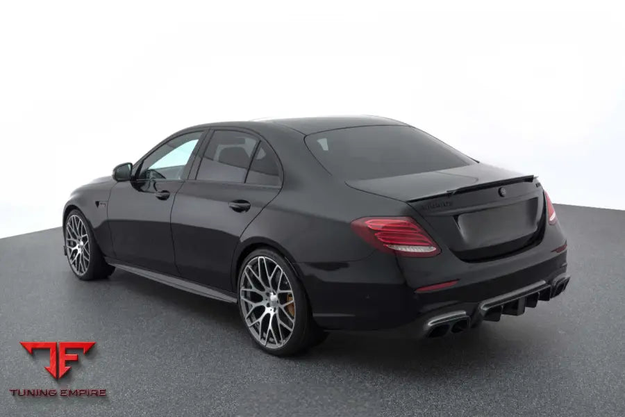MERCEDES E-CLASS W213 LIMOUSINE - AMG E63 CARBON WIDEBODY KIT