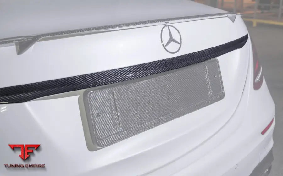 MERCEDES E-CLASS W213 LIMOUSINE - AMG E63 CARBON WIDEBODY KIT