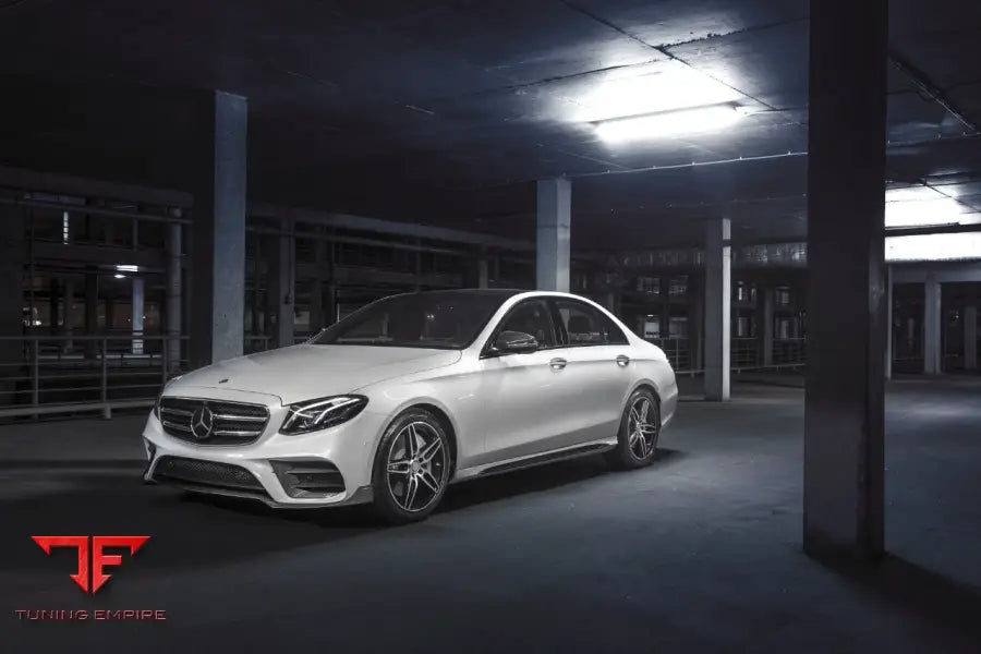 MERCEDES E-CLASS W213 LIMOUSINE - E180 - AMG E43 CARBON BODY KIT