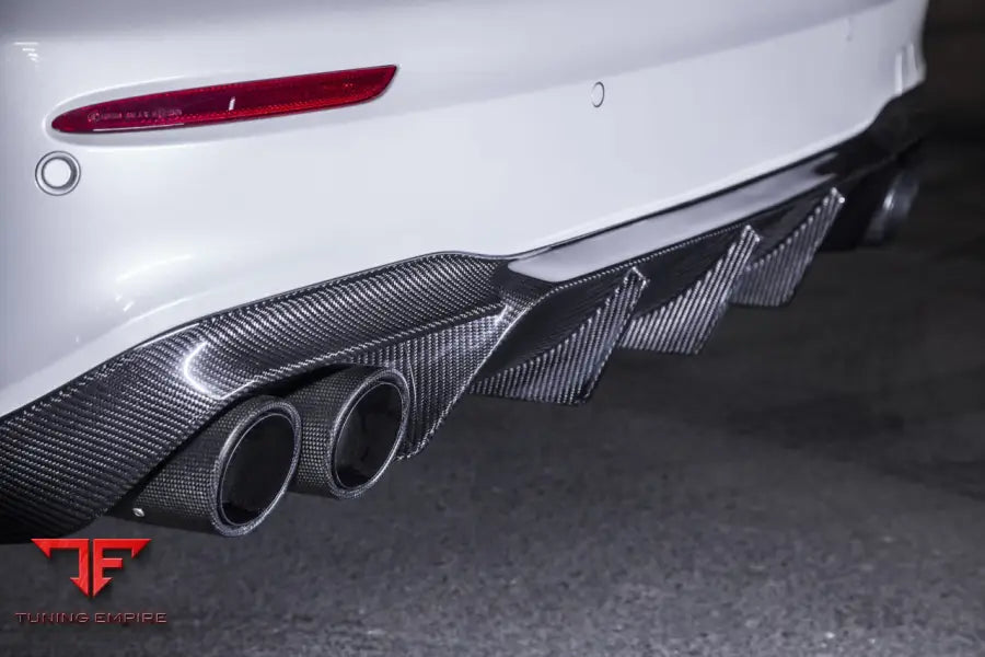 MERCEDES E-CLASS W213 LIMOUSINE - E180 - AMG E43 CARBON BODY KIT