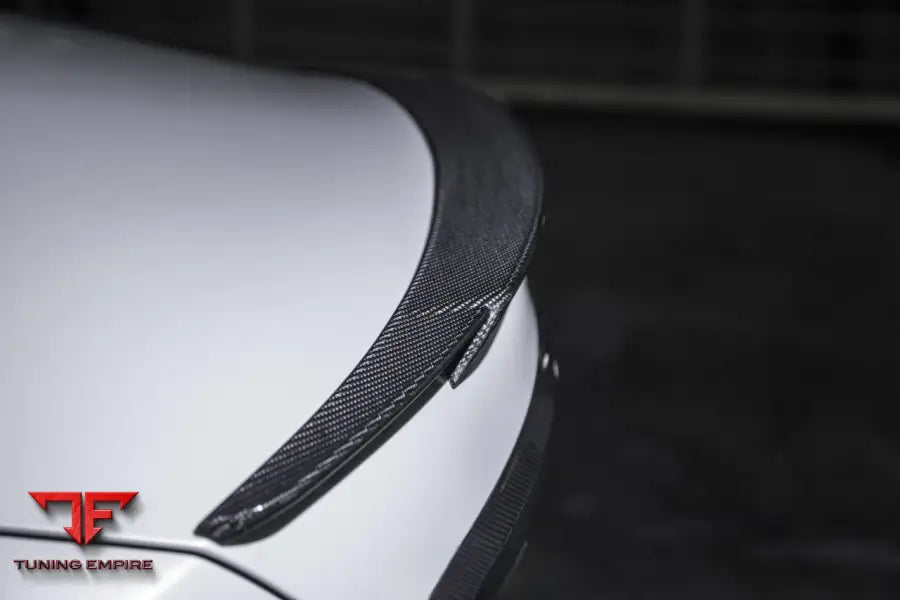 MERCEDES E-CLASS W213 LIMOUSINE - E180 - AMG E43 CARBON BODY KIT