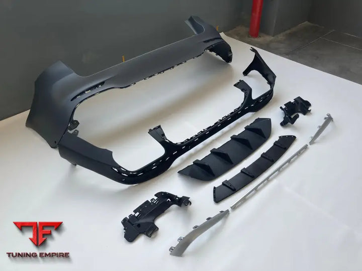 MERCEDES GLC43 X253 SUV UPGRADE TO GLC 63 AMG SUV BODY KIT