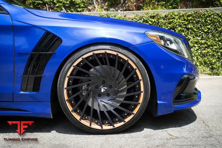 MERCEDES S-CLASS W222 BODY KIT WITH FENDERS AND LED