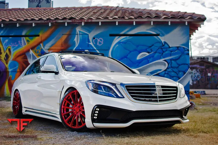 MERCEDES S-CLASS W222 BODY KIT WITH FENDERS AND LED