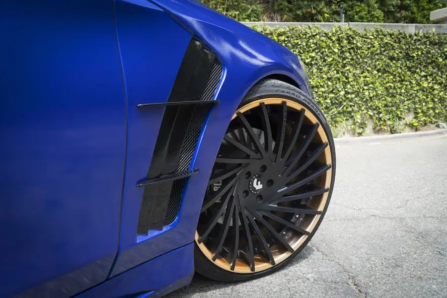 MERCEDES S-CLASS W222 BODY KIT WITH FENDERS AND LED