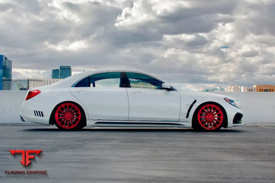 MERCEDES S-CLASS W222 BODY KIT WITH FENDERS AND LED