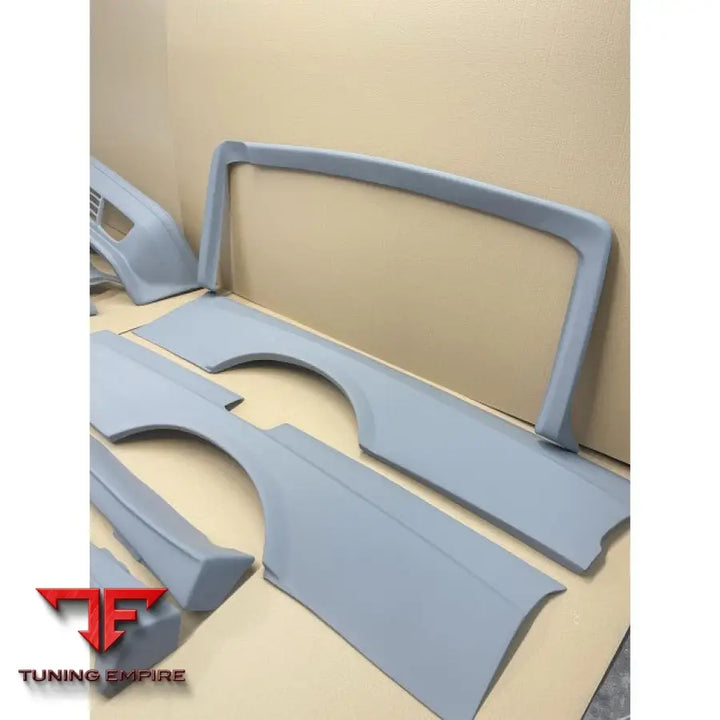 MERCEDES W126 COUPE SEC AMG STYLE WIDE BODY KIT