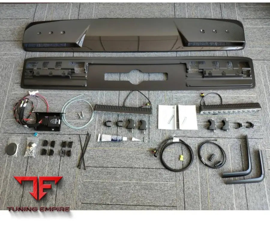 MERCEDES W463A FRONT ROOF SPOILER LIGHT BAR ATTACHMENT