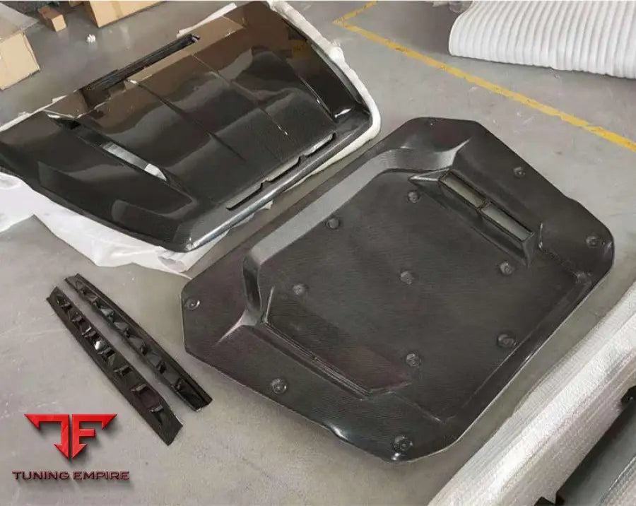 MERCEDES W464 G500 G63 BONNET WITH SCOOP VENT