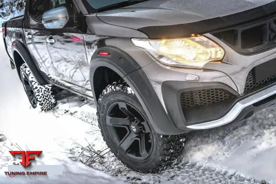 MITSUBISHI L200 BODY KIT WITH WIDE ARCHES