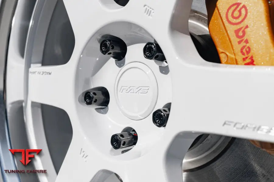 NISSAN GTR FORGED WHEELS AND EXHAUST SYSTEM