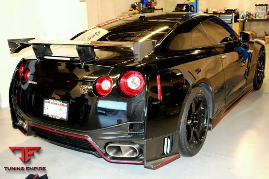 NISSAN GTR NISMO BODY KIT