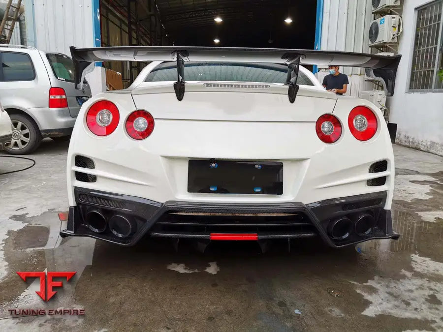 NISSAN GTR R35 2017 - 2021 CARBON FIBER BODY KIT