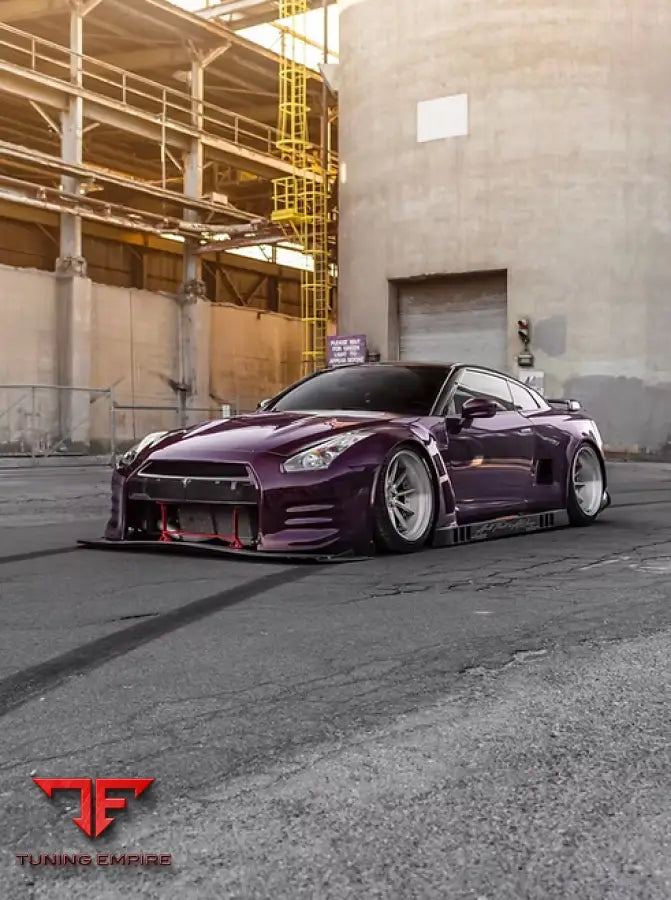 NISSAN GTR R35 BODY KIT
