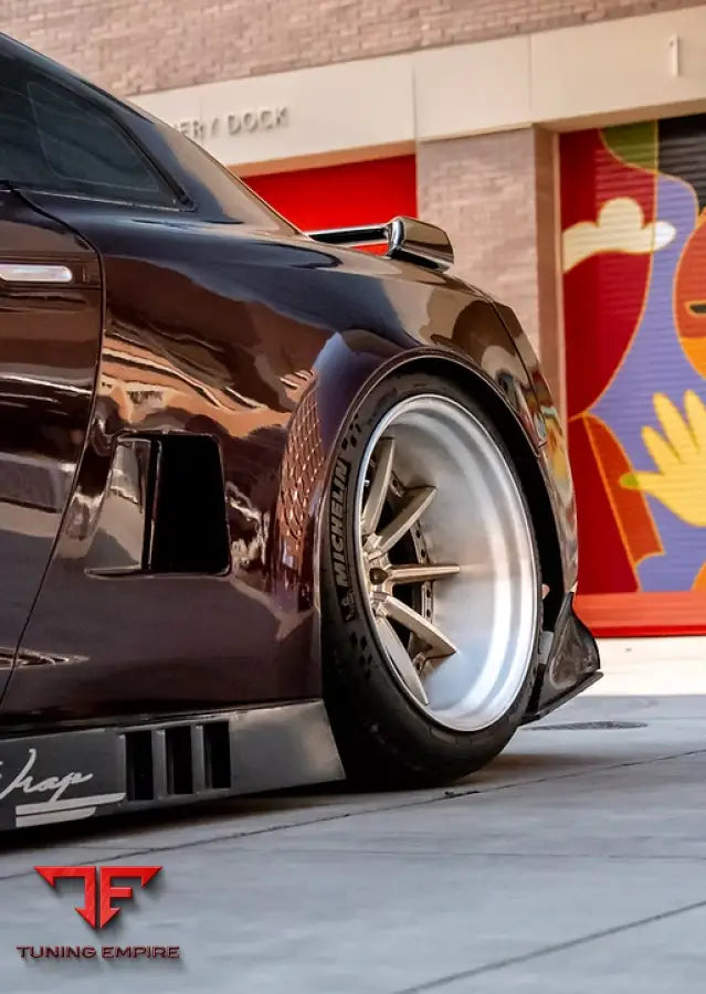 NISSAN GTR R35 BODY KIT