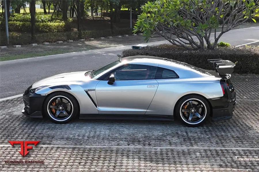 NISSAN GTR R35 CBA & DBA & EBA 2024-NISMO STYLE CARBON FIBER SIDE SKIRTS BSD