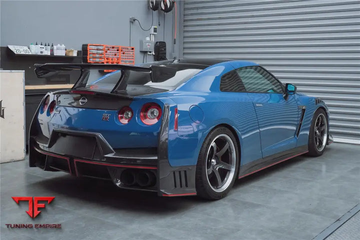 NISSAN GTR R35 CBA/DBA/EBA 2024-NISMO STYLE PART CARBON FIBER REAR BUMPER WITH BLACK LIGHT BSD