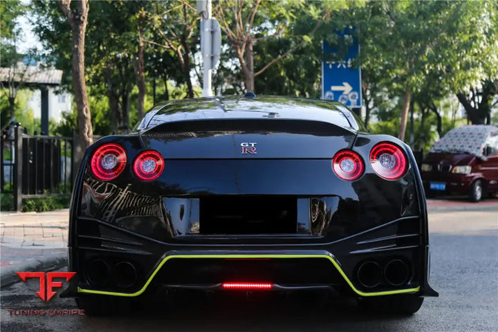 NISSAN GTR R35 CBA/DBA/EBA DLK STYLE CARBON FIBER TRUNK BSD