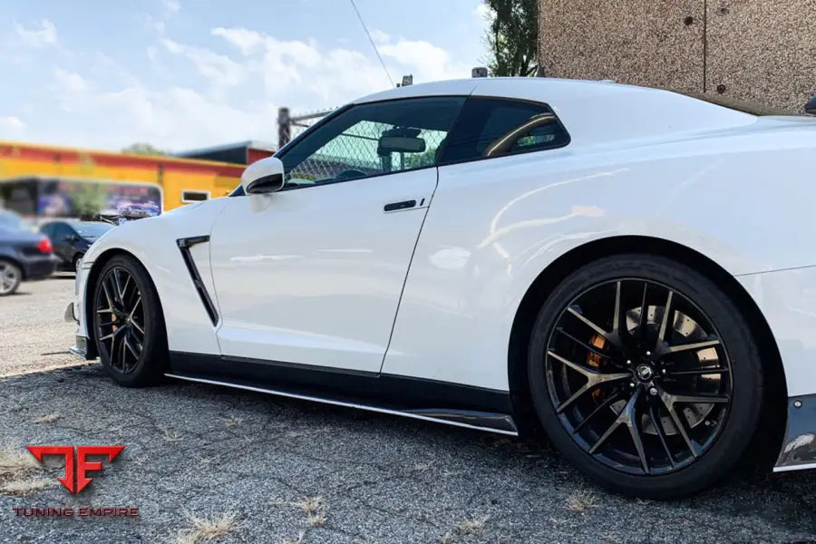 NISSAN GTR R35 CBA/DBA VA-II STYLE CARBON FIBER SIDE SKIRTS UNDER BOARD BSD